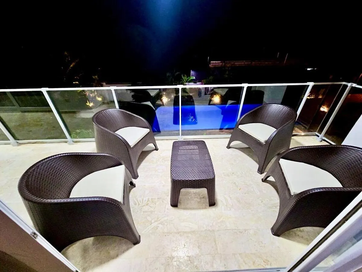 카바레테 Rafi'S Playa Encuentro 아파트